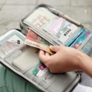Les organisateurs de voyage et protège passeport